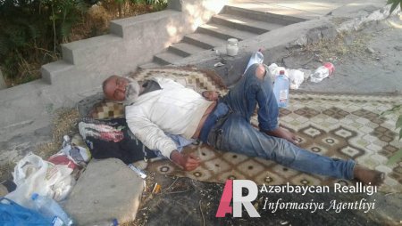 Şirkət müdirinin səfil həyatı - Küçələrdə bomj həyatı yaşayır.