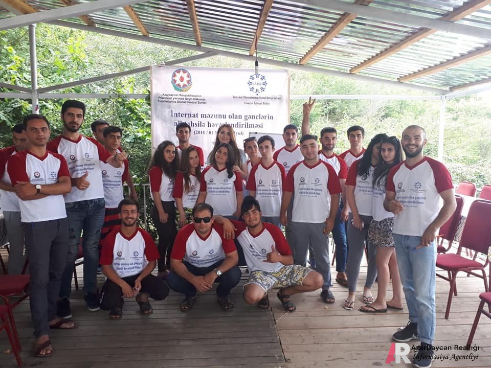 “İnternat məzunu olan gənclərin ali təhsilə həvəsləndirilməsi” layihəsi çərçivəsində düşərgə uğurla yekunlaşdı. - FOTOLAR