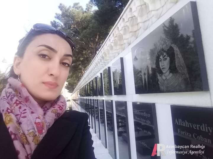 Azərbaycanda xanım jurnalist polis tərəfindən saxlanılıb