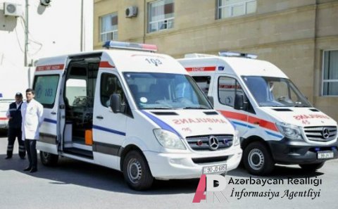 Həkim karantin dövründə maaşının kəsildiyini deyir: 5280 manat yerinə 842 manat?