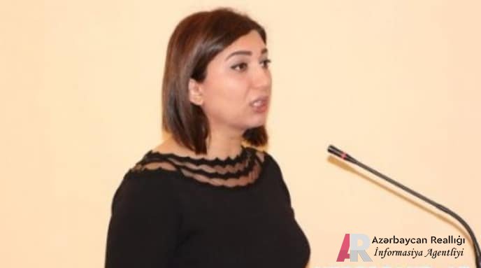 Yevlaxın icra başçısnın müavini Elnarə Əzizova xadimə işləmək istəyən xanıma: “Erməniyə iş verərəm, sənə vermərəm”