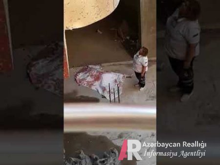 "Kimisi qızımın özünü atanda lüt olduğunu deyir" - Özünü 17-ci mərtəbədən atan qızın anası danışdı