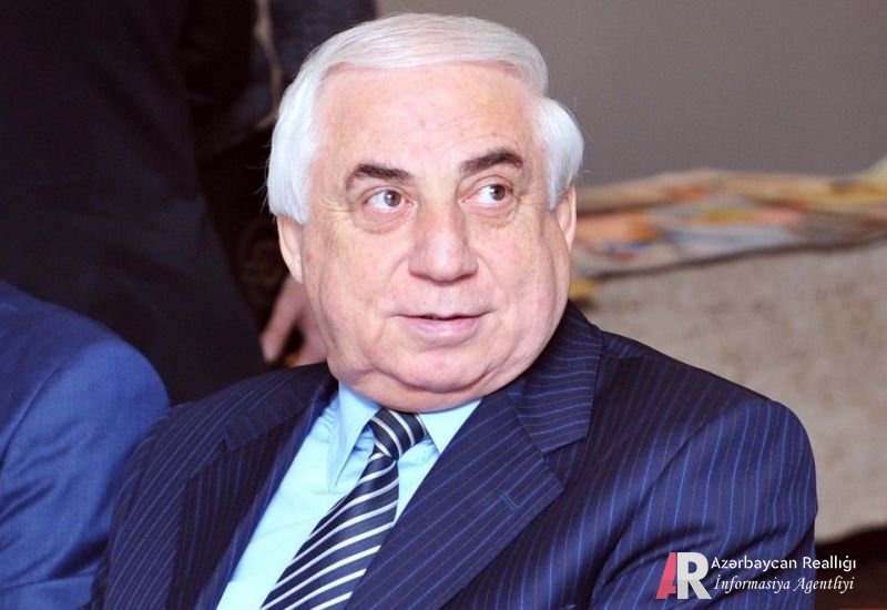 “Ömrümün elə bir vaxtıdır ki, xoş sözlərə ehtiyacım var” — Hadi Rəcəbli