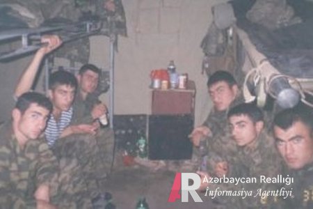 Ermənistanda Kimin oğlu Qarabağda xidmət edib? - Fotolar yayıldı, mübahisələr başlandı