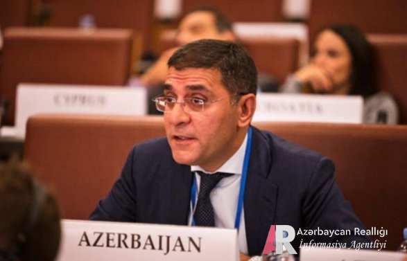 Azərbaycanda deputat sərxoş olub şəhərin mərkəzində dava saldı.
