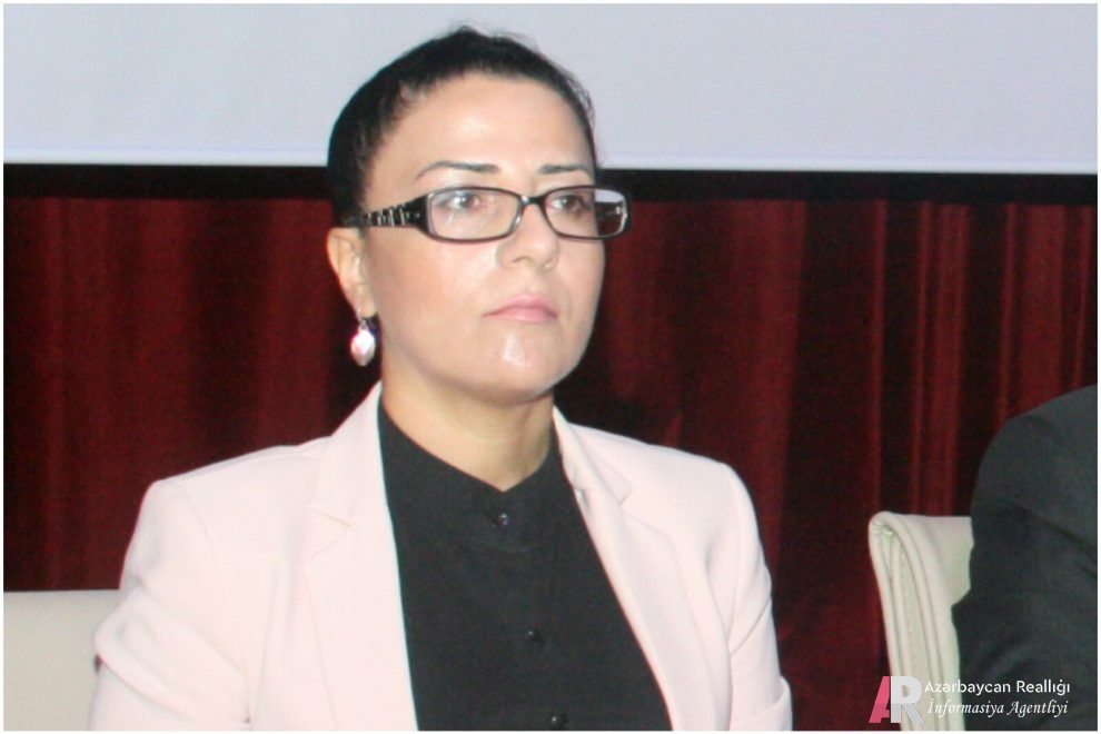 Neftçala rayon icra başçısının müavini Gültəkin Sadıqovanın bağça biznesi və icra başçısı olma arzusu.