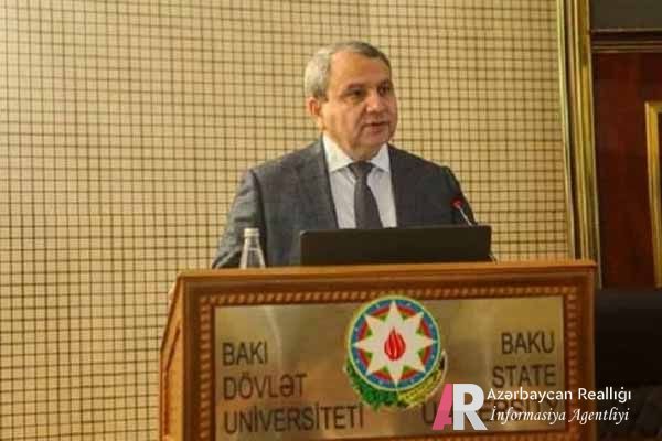 101 yaşlı Universitetin 1 yaşlı rektorunun macəraları: Elçin Babayev nəylə məşğuldur?