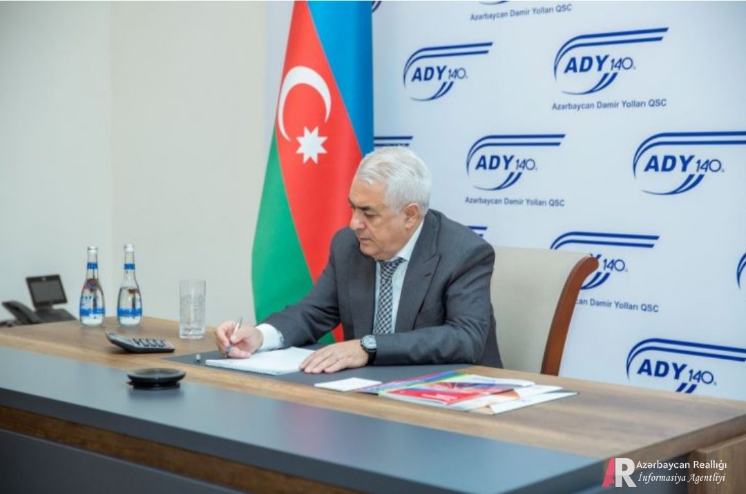 “Azərbaycan Dəmir Yolları”nda Prezidentin çıxışından irəli gələn məsələlər müzakirə olunub - FOTOLAR
