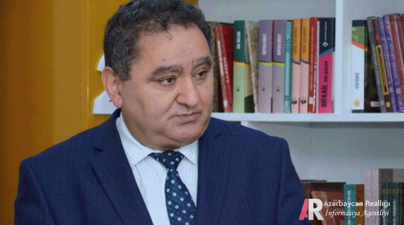 AYAQLAŞA BİLİRİKMİ?