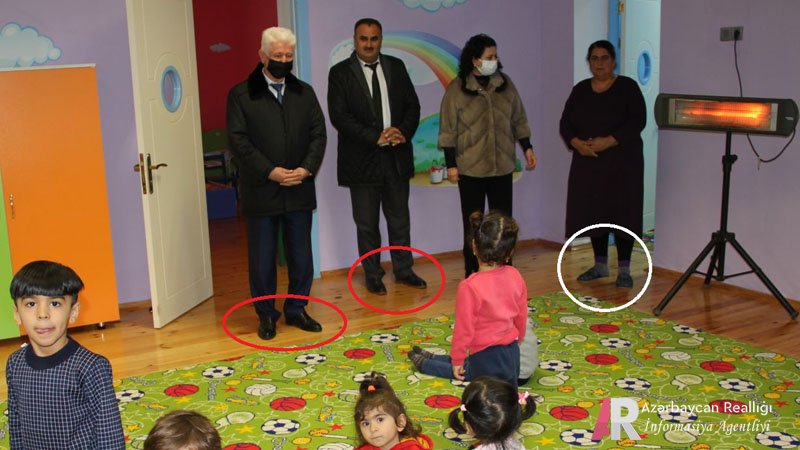 Cəlilabad Rayon İcra başçısı Rafiq Cəlilov uşaq bağçasına ayaqqabı ilə daxil oldu - FOTOLAR