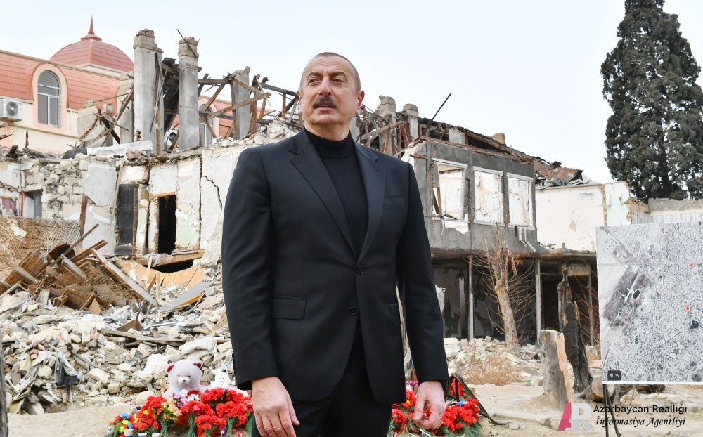 Kədər qarışıq qəzəb: Gəncəli körpələrin qətlə yetirildiyi məkanda içilən AND