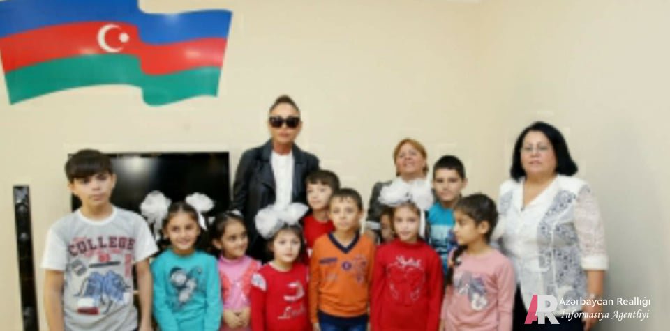 3 saylı Uşaq Evinin direktoru valideynlə insident yaşayan tərbiyəçi köməkçisinin ittihamlarına CAVAB VERDİ