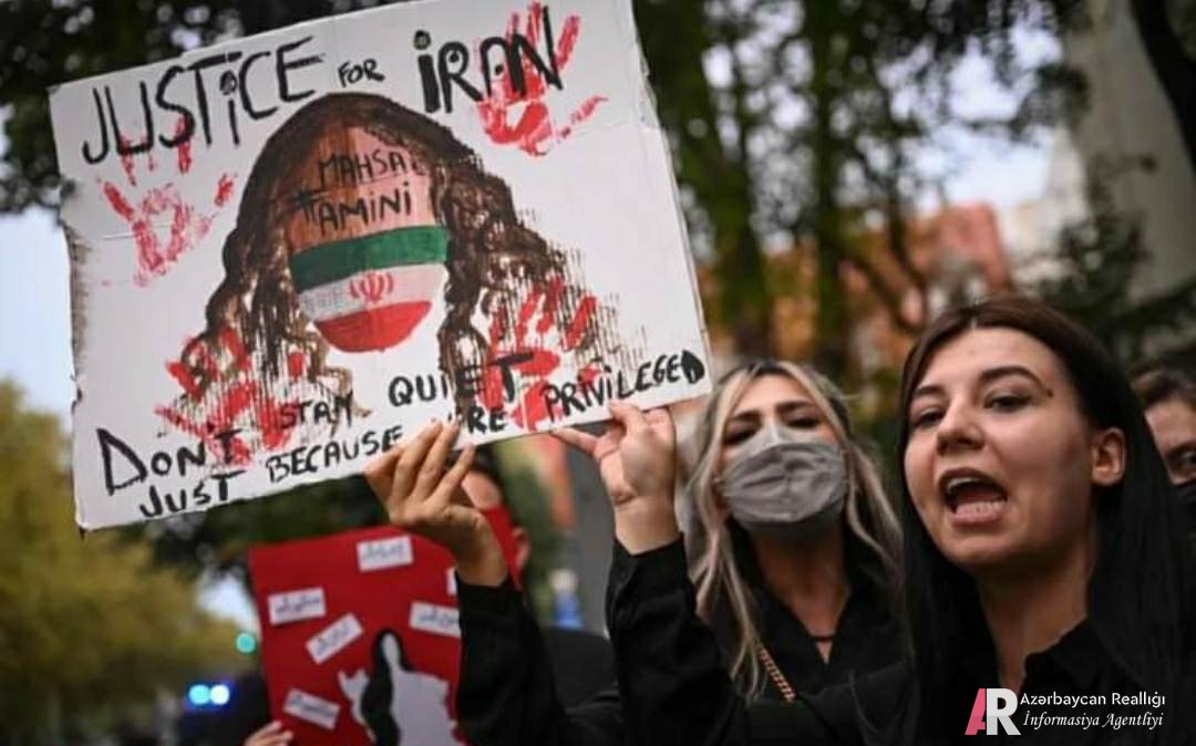 “Fars rejimi tarixin arxivinə yola salınmaq üzrədir - lap az qaldı”